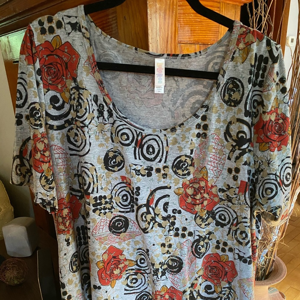 LulaRoe Perfect Tee